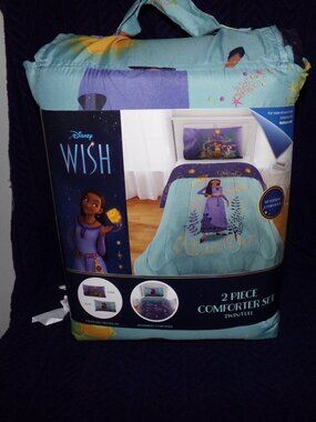Disney Wish Kids 2 Piece Twin/Full Reversible Comforter & Pillowcase Bedding NEW